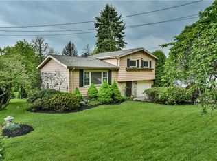 562 Bairdford Rd, Gibsonia, PA 15044