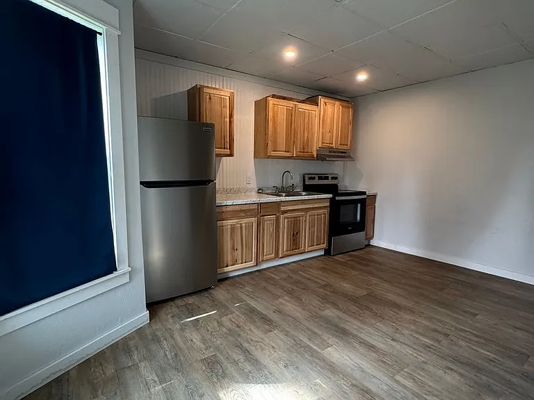 704 N Kittitas St — Photo 8
