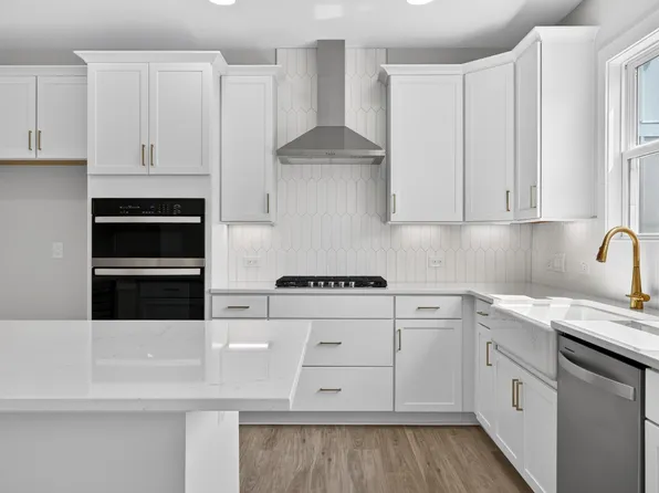 3007 White Rail Dr, Fuquay Varina, NC 27526