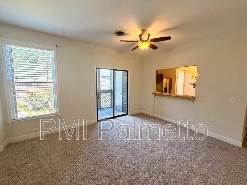 2 bed, 2.0 bath, 1300 sqft, $1,595 — Photo 4