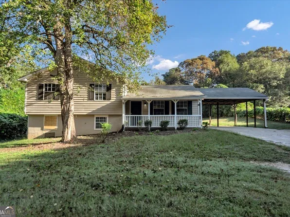 1066 Dogwood Rd, Snellville, GA 30078