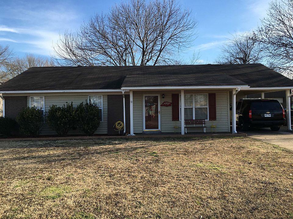 1st image of 111 Carolyn St