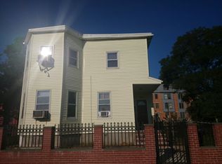15 Leyland St, Dorchester, MA 02125