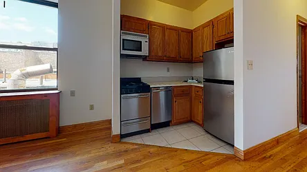 Rented by Bond New York