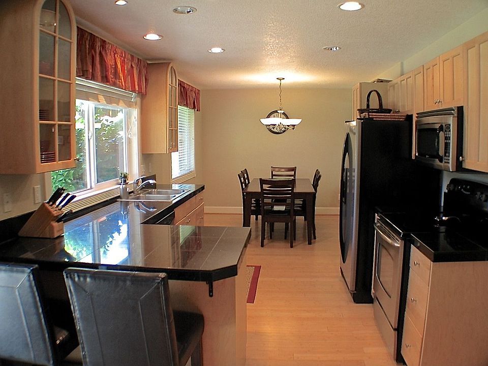 1st image of 2513 Pimlico Dr