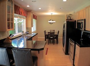 2513 Pimlico Dr, West Linn, OR 97068