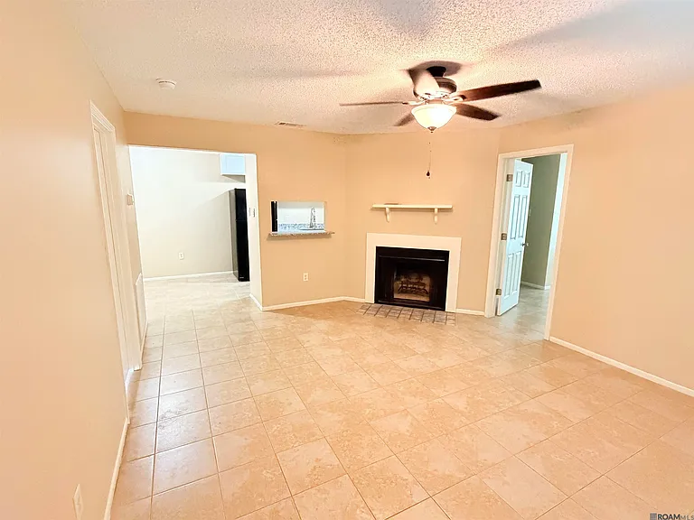 914 Hammond Manor Dr #C — Photo 10