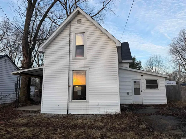 105 N 2nd Ave, Jonesboro, IN 46938