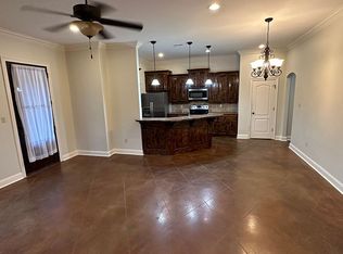 206 Old Heritage Ln, Carencro, LA 70520