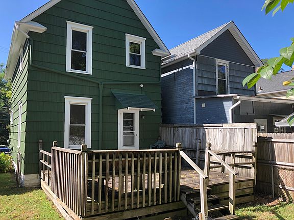 3rd image of 44 Arcadia Ave