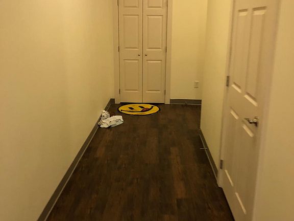 5th image of 7 Court St