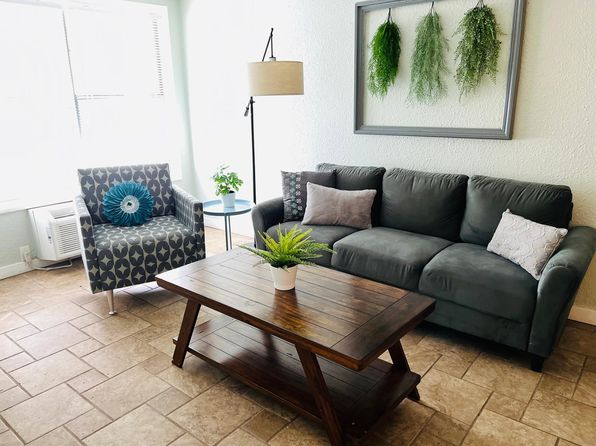 2490 SW 14th Dr APT 19