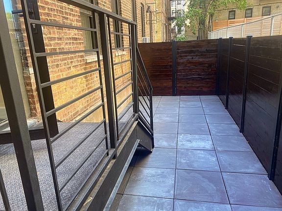 5th image of 921 Washington Ave #643
