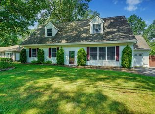 898 Briar Ave, Toms River, NJ 08753