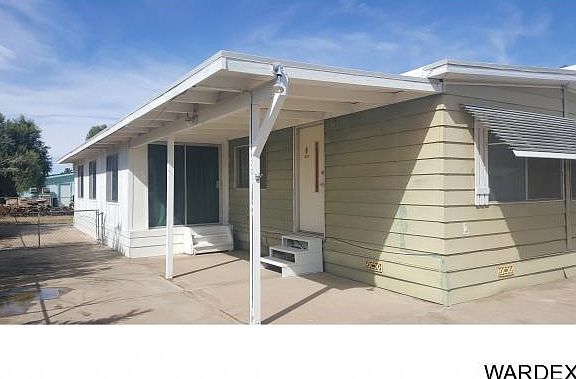 2nd image of 1045 E Pecan Dr