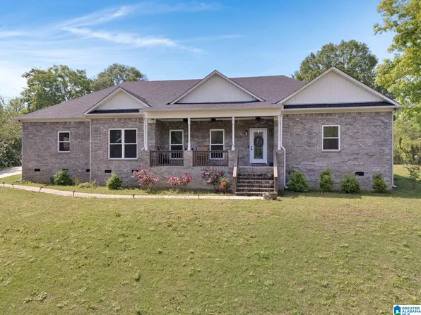 209 Hudson Ave, Oneonta, AL 35121