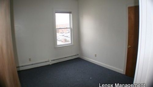 3rd image of 1057 Eddy St #3