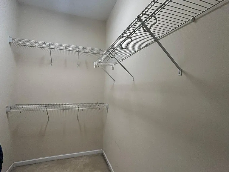 4129 Vallonia Dr — Photo 47
