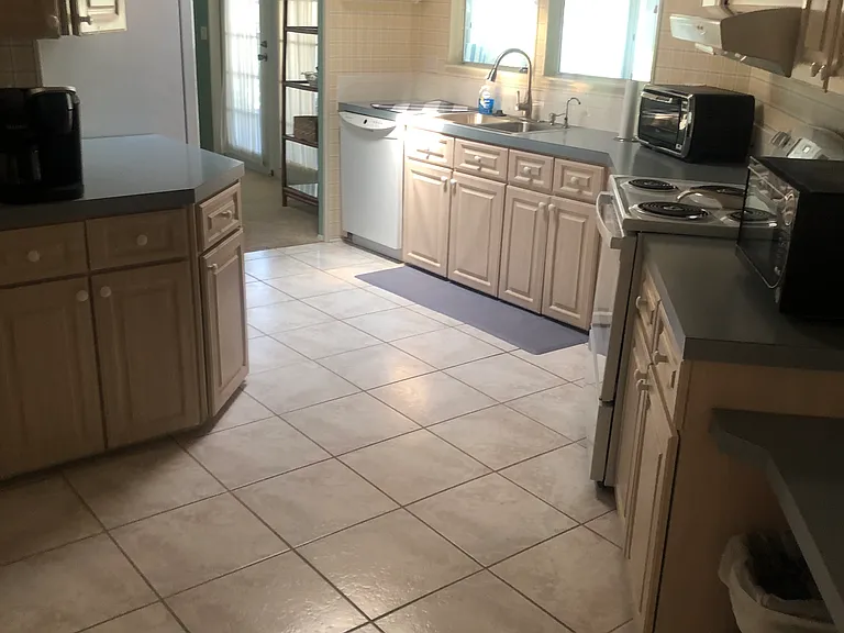 11321 Louisiana Dr — Photo 4