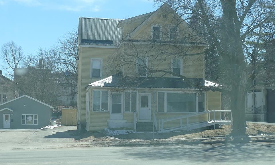 1st image of 340 W Main St