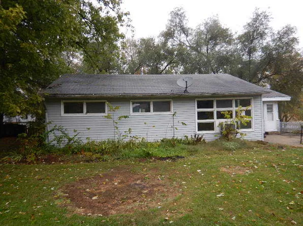 2060 E Old Pine Bluff Rd, Morris, IL 60450