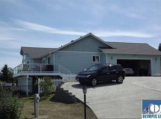 131 Coral Dr, Sequim, WA 98382