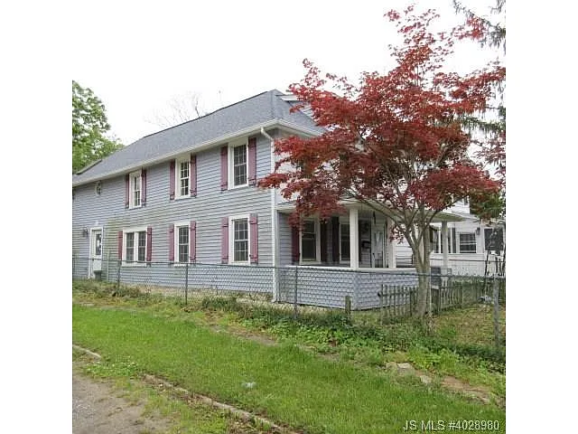 231 S Green St photo 1