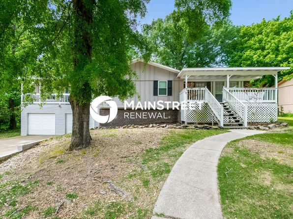 1009 Timberbrook Cir