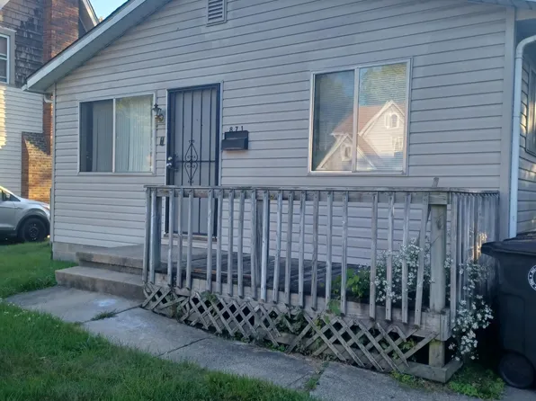 871 Valdes Ave, Akron, OH 44320
