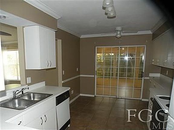 3rd image of 15049 Cloverdale Dr