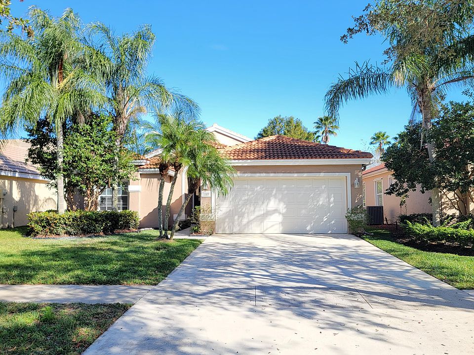 1st image of 3009 SE Brierwood Pl