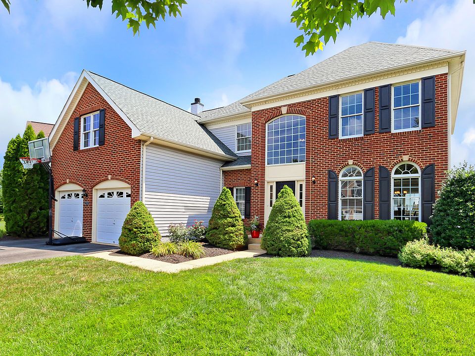 1st image of 22710 Oatlands Grove Pl