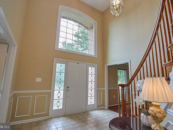 3rd image of 663 Old Hunt Way