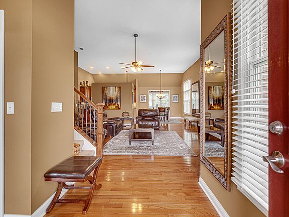2nd image of 239 Edgewood Dr