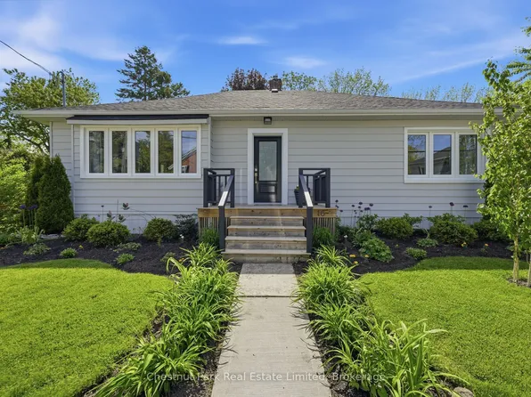 16 Jane St, Prince Edward County, ON K0K 2T0