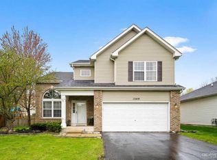 1309 Oakland Cir, North Aurora, IL 60542