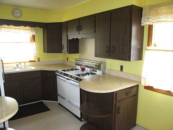 5th image of 1526 N Waverly Pl