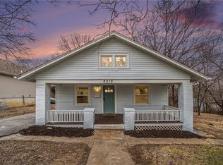 8219 Lydia Ave, Kansas City, MO 64131