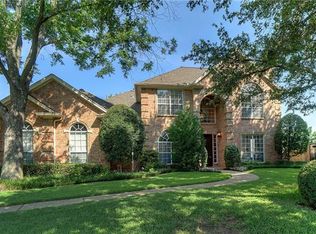 240 Glenrose Ct, Southlake, TX 76092