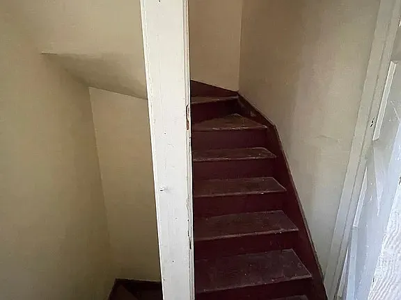 81 Goldsmith Ave #C — Photo 7