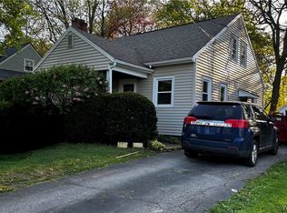 214 Forgham Rd, Rochester, NY 14616