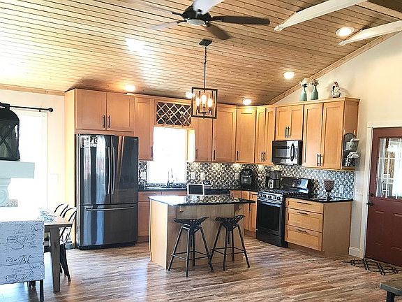 Open concept kitchen 