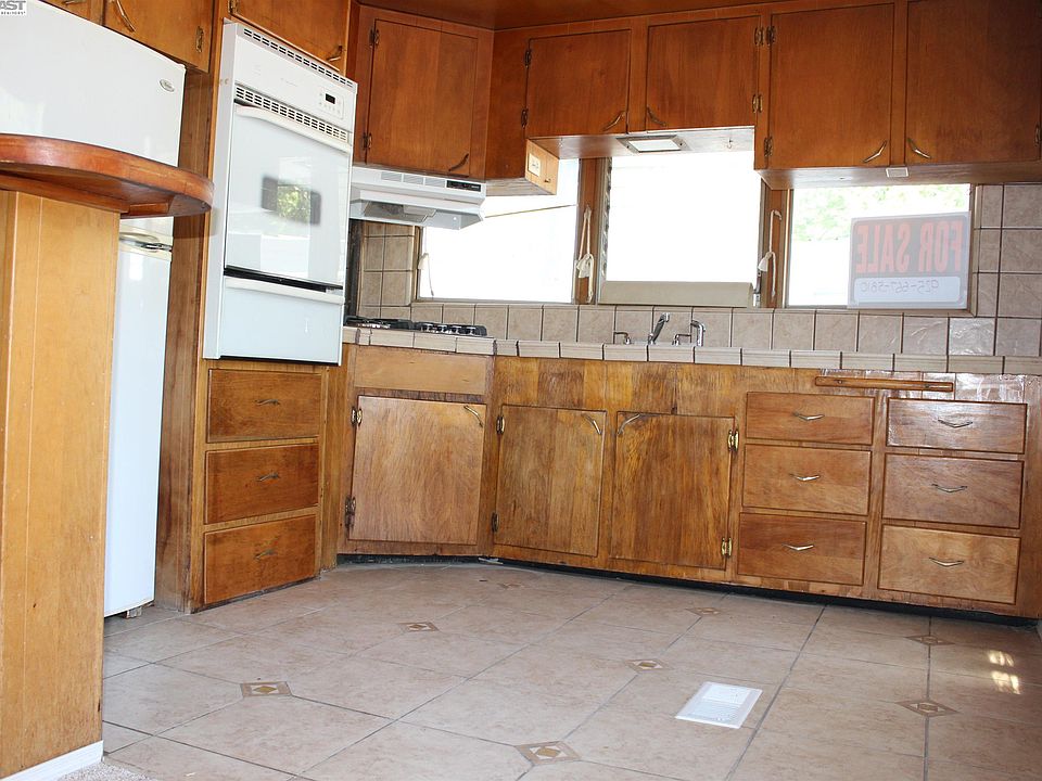 621 E Lockeford St Lodi, CA, 95240 Apartments for Rent Zillow