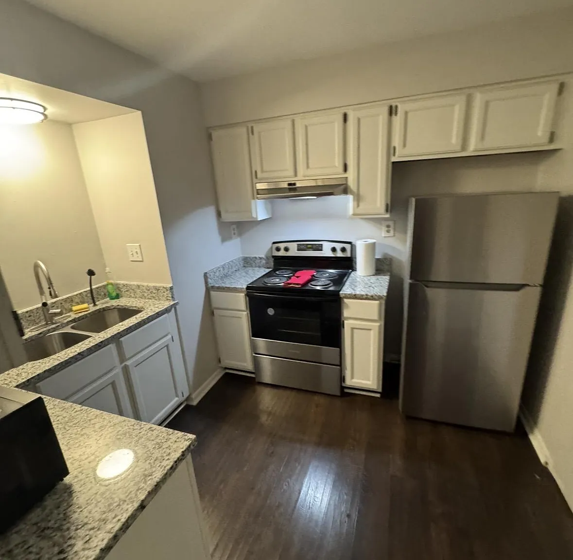 4 bed, 2.5 bath, 1689 sqft, $1,594 — Photo 4