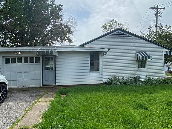 2nd image of 415 E Hillside Dr