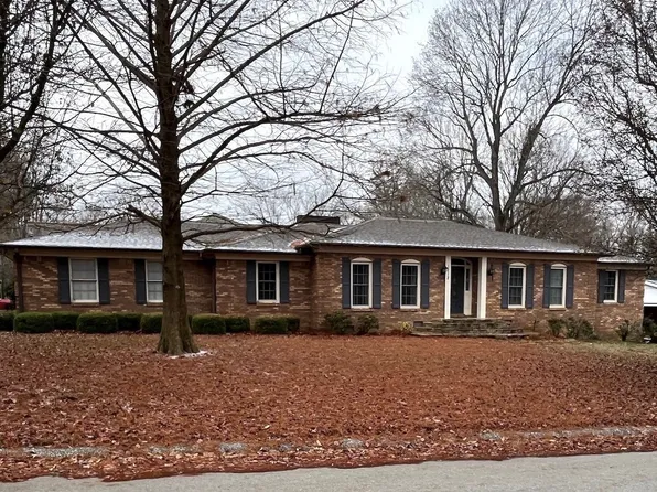 1212 Dogwood Dr, Murray, KY 42071