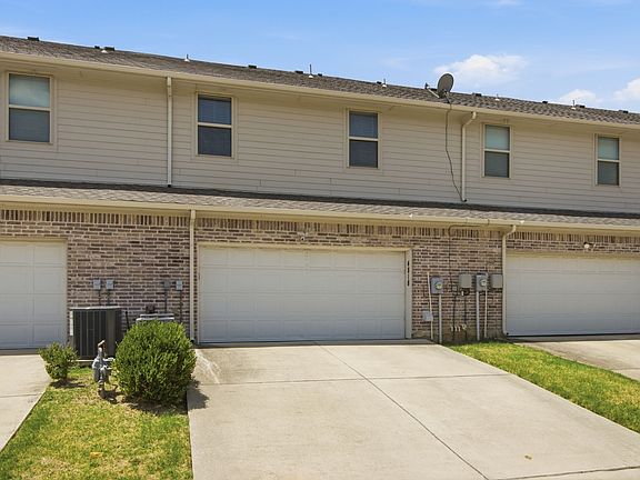 4th image of 4818 Empire Way