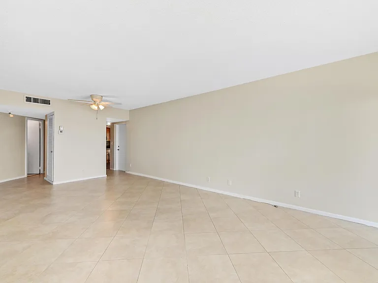 710 N Ocean Blvd #710 — Photo 10