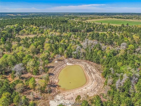 4th image of 3656 Luthe Rd