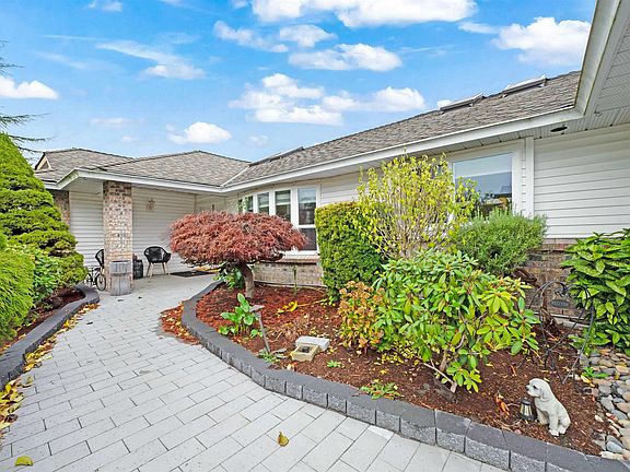 2nd image of 15435 Killarney Pl